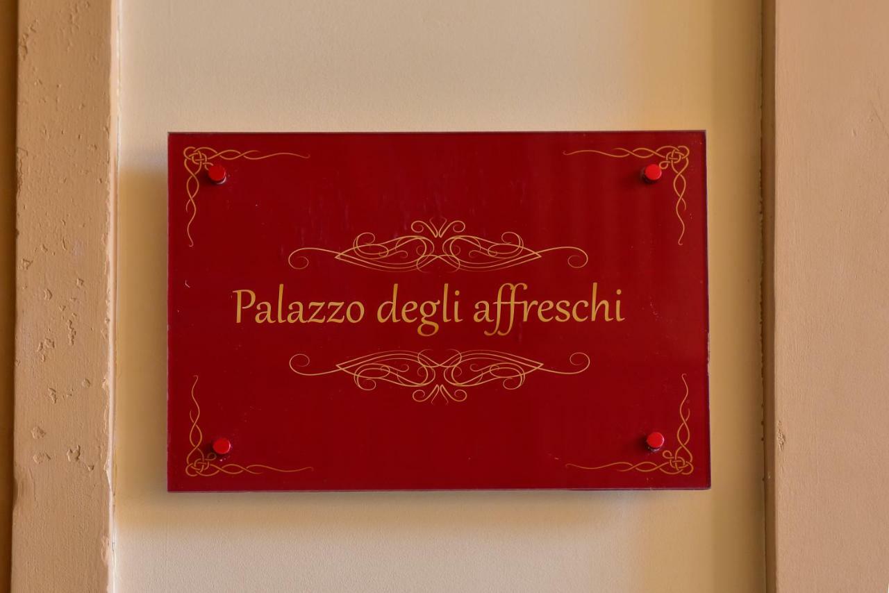 Bed and Breakfast Palazzo Degli Affreschi Katánie Exteriér fotografie